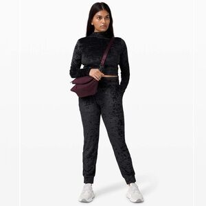 NWT Black Ready to Crush Joggers